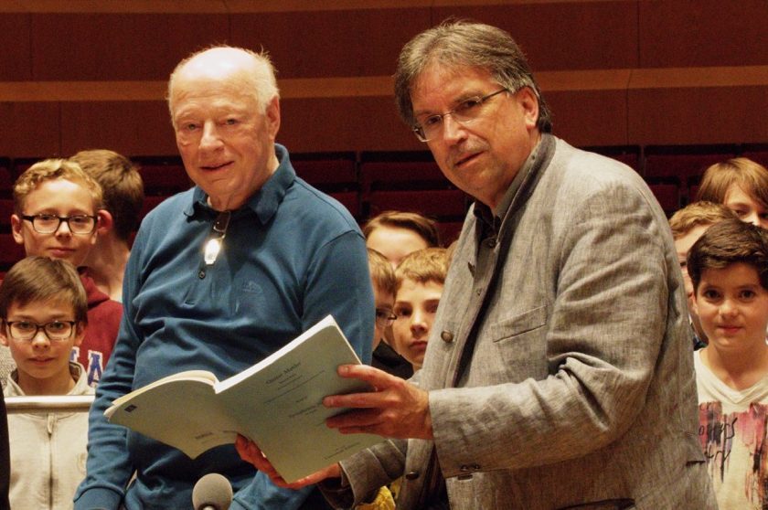 Augsburger Domsingknaben zu Mahler III unter Bernard Haitink beim Bayerischen Rundfunk, 2016.