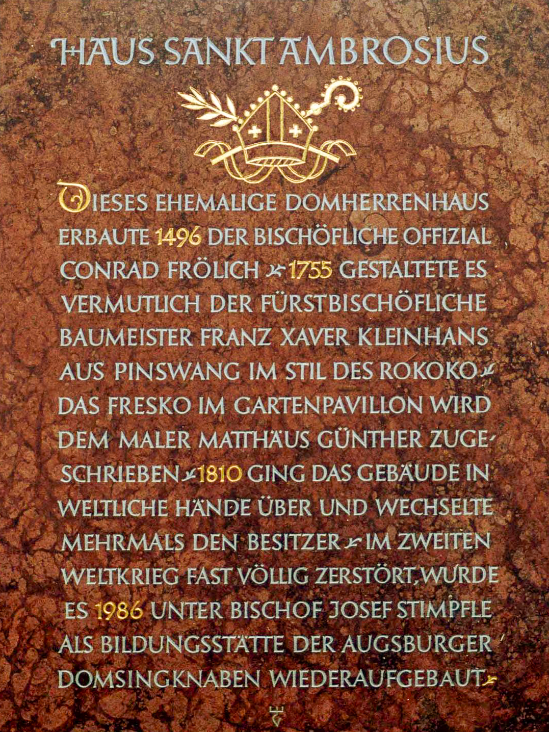 Gedenktafel im Foyer des Haus St. Ambrosius.